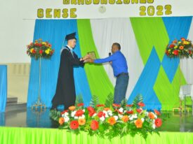 Celebradas las graduaciones del Centro Educativo Nuestra Señora de la Esperanza
